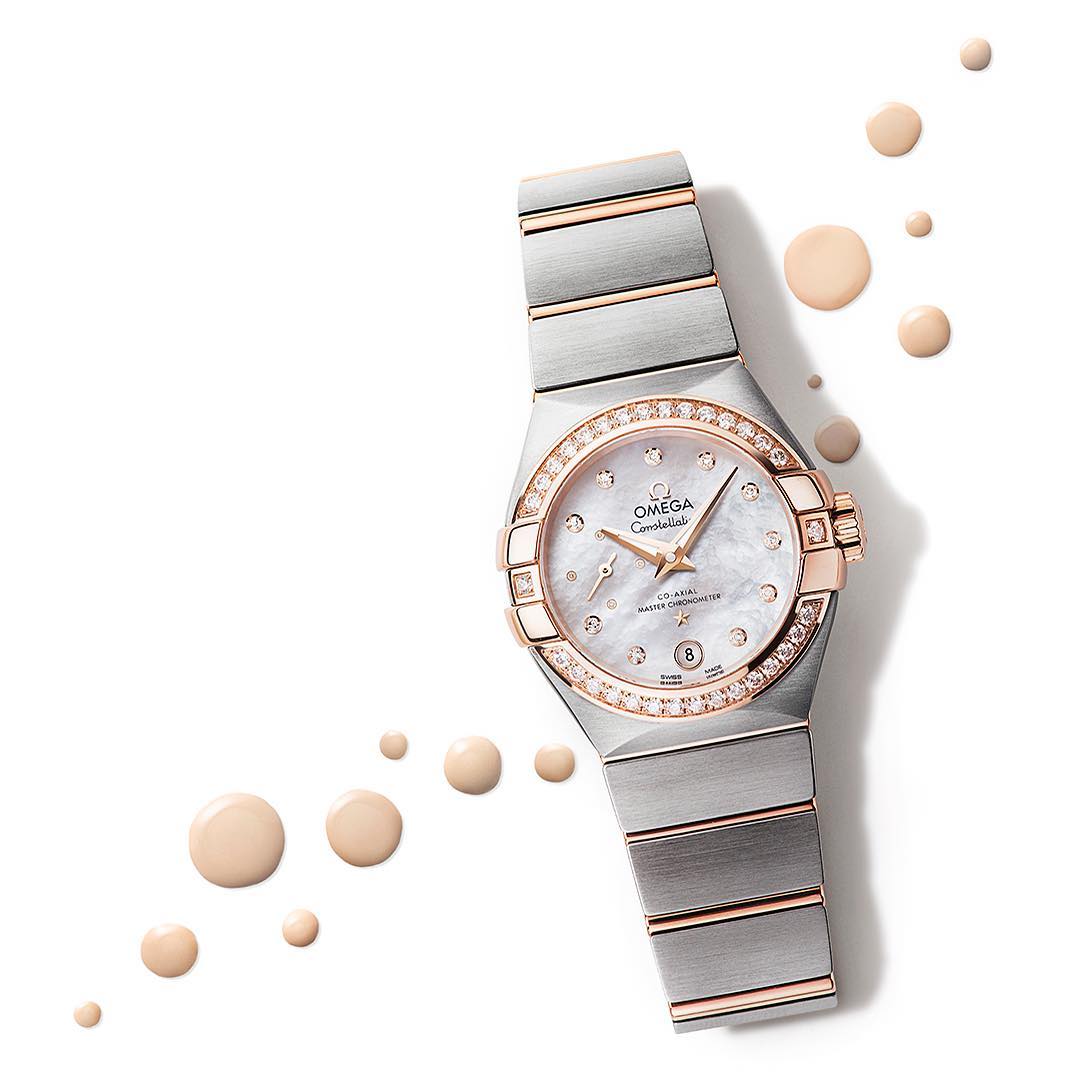 banner đồng hồ Omega Constellation