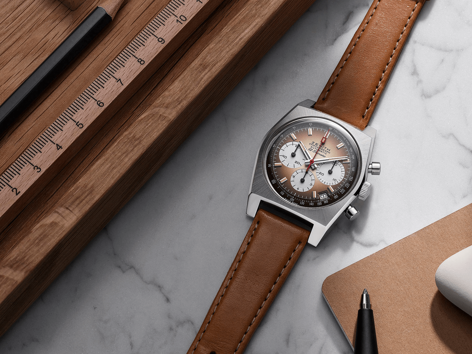 đồng hồ chronograph Chronomaster Revival A385 Zenith 2021